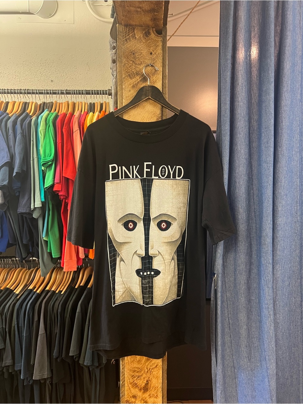 Vintage Pink Floyd Black Graphic Band T-Shirt